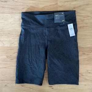 NWT Gap Fit Biker Shorts Size Xs High rise Compression Women Charcoal color